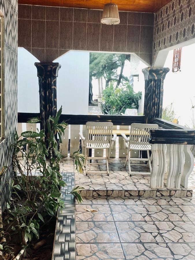 Jungle Beach Resort Sanyang Exterior foto