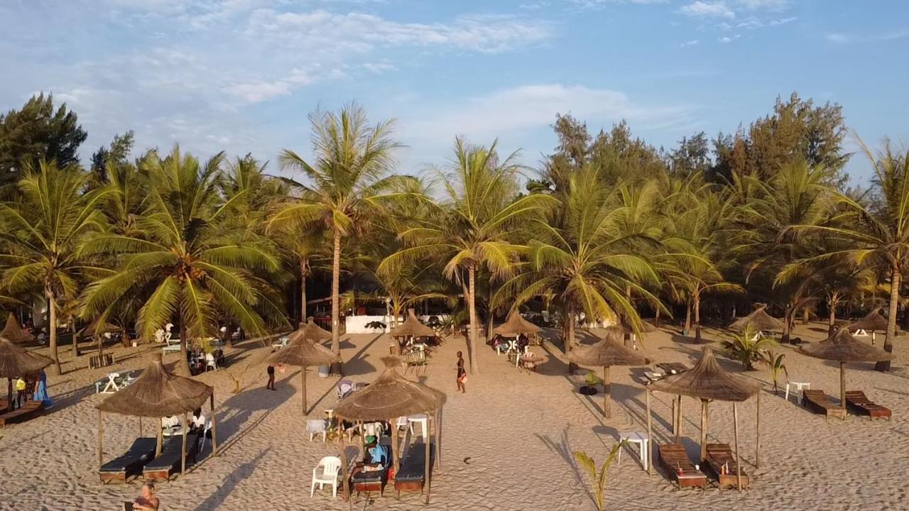 Jungle Beach Resort Sanyang Exterior foto